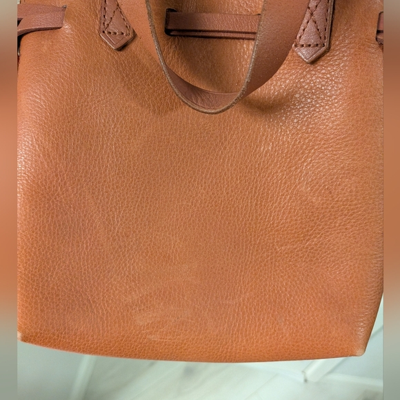 Madewell Small Drawstring Transport Leather Crossbody - Antique Rose ๐น - Picture 15 of 16